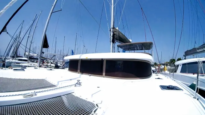 Lagoon 42 - 