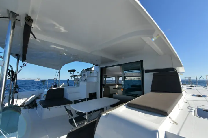 Lagoon 42 - 