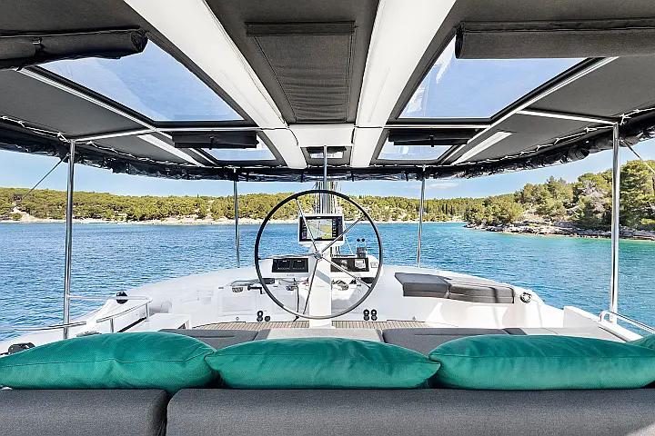 Lagoon 52 F owner version - 