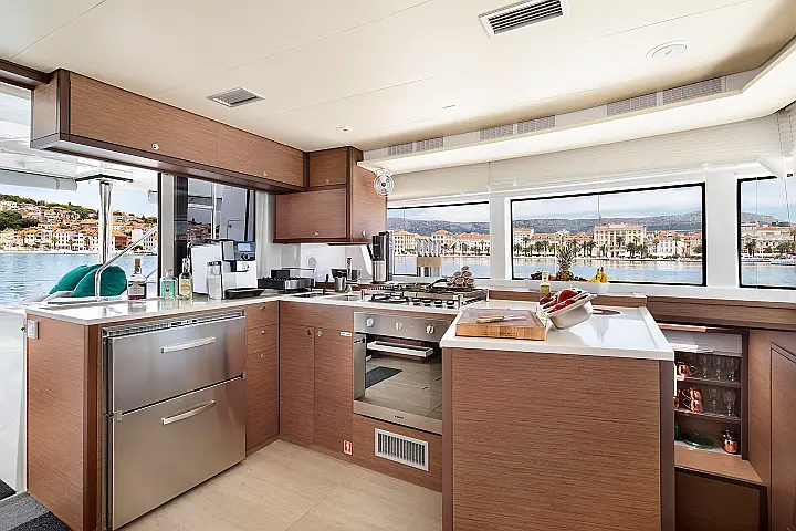 Lagoon 52 F owner version - 