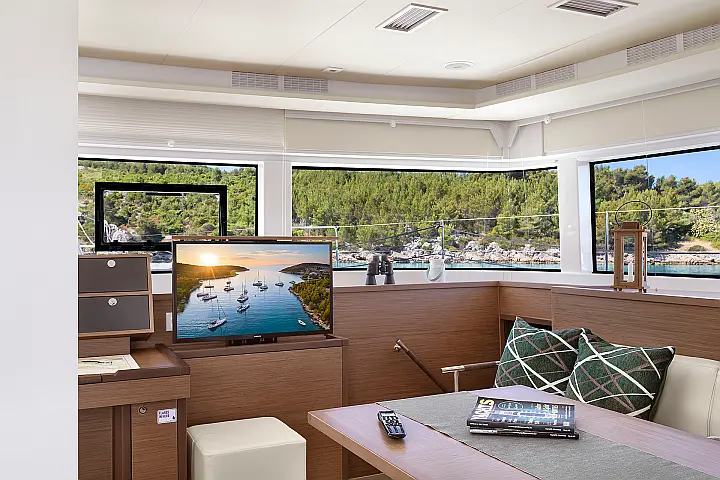 Lagoon 52 F owner version - 