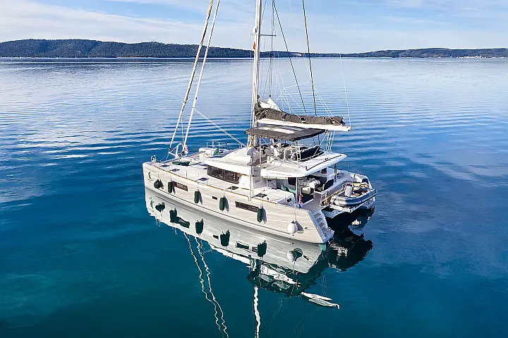 Lagoon 52 F owner version - 