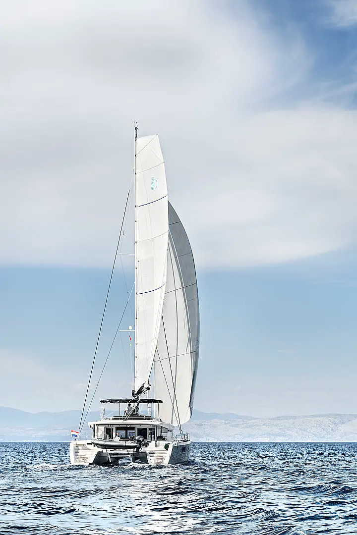 Lagoon 52 F owner version - 