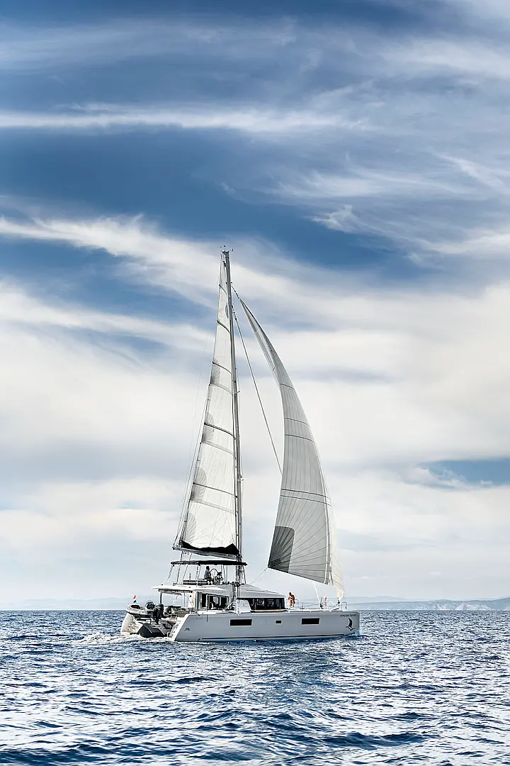 Lagoon 52 F owner version - 