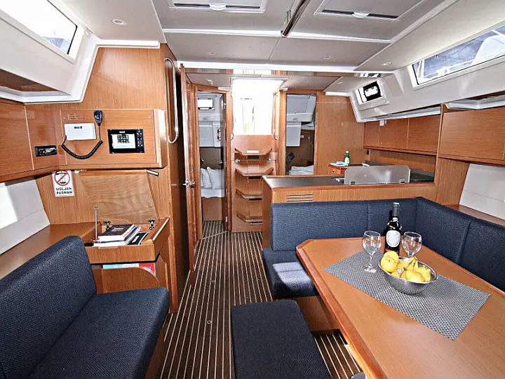 BAVARIA C 45 BT (19) - 