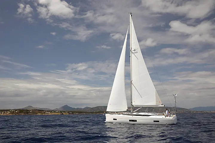 Bavaria C45 - 
