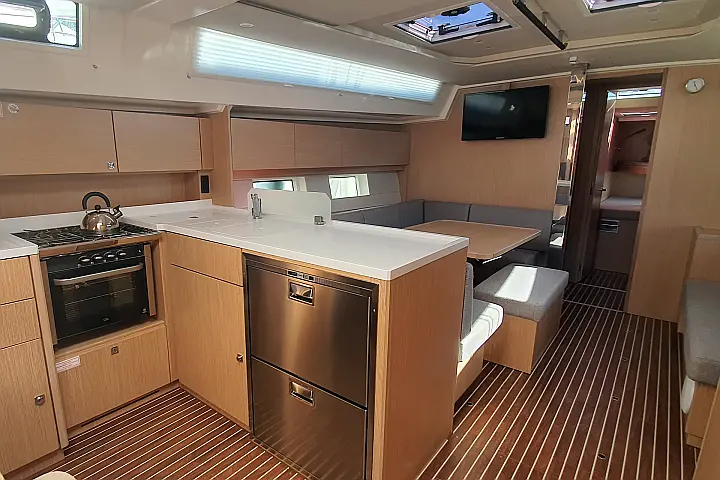 Bavaria C45 - 