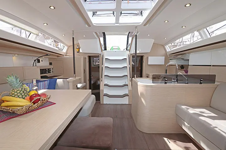 Jeanneau 58 - 