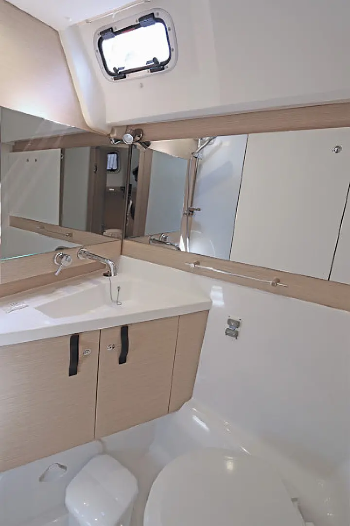 Jeanneau 58 - 