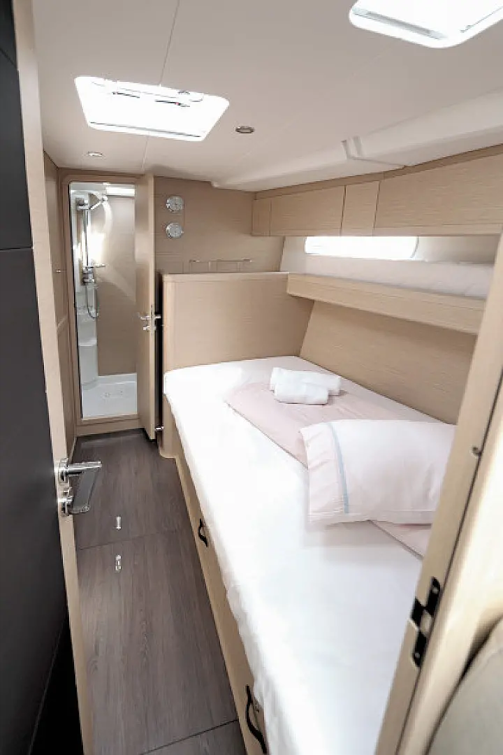 Jeanneau 58 - 