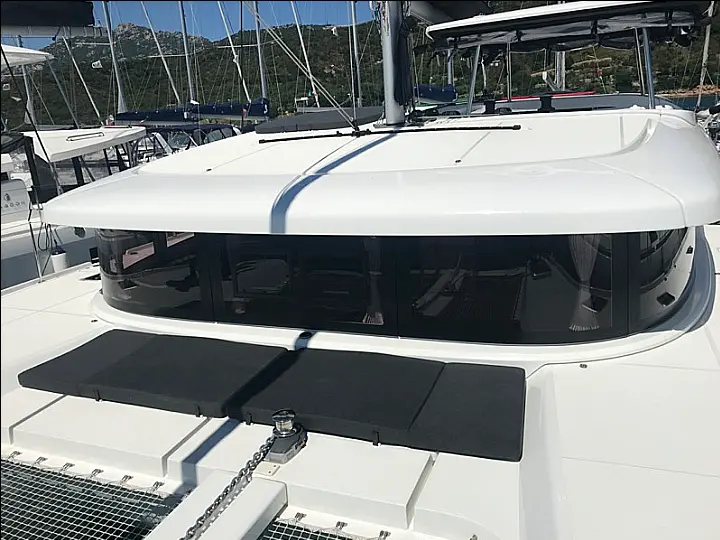 Lagoon 42 - 