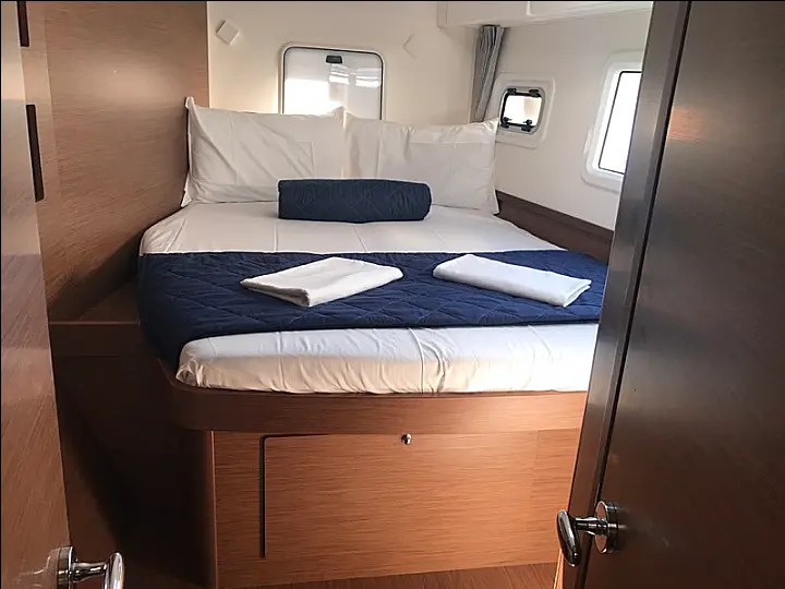 Lagoon 42 - 