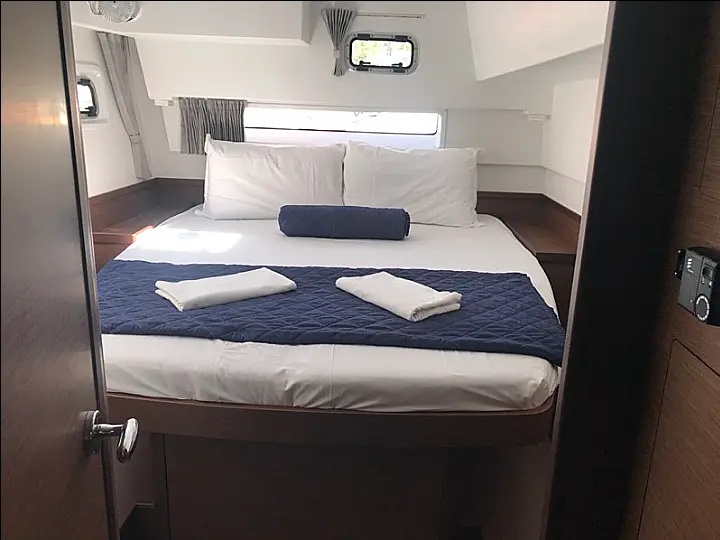Lagoon 42 - 