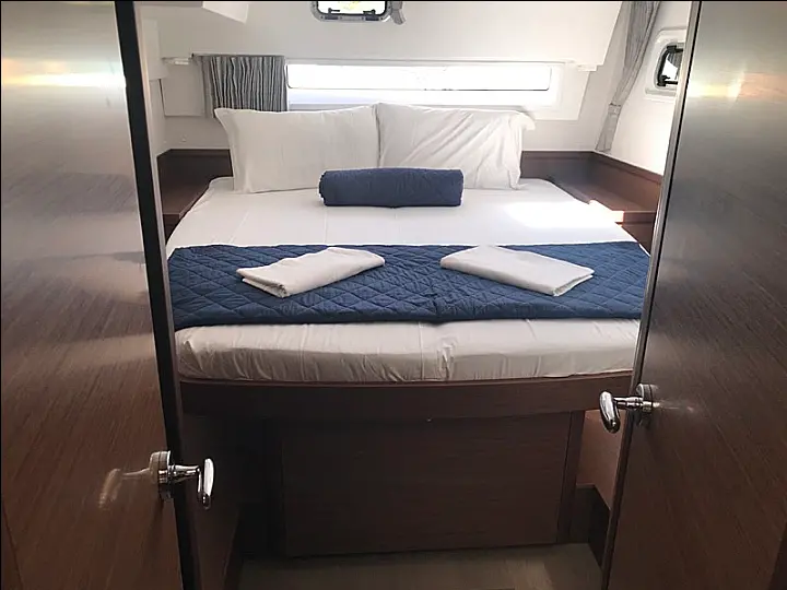 Lagoon 42 - 