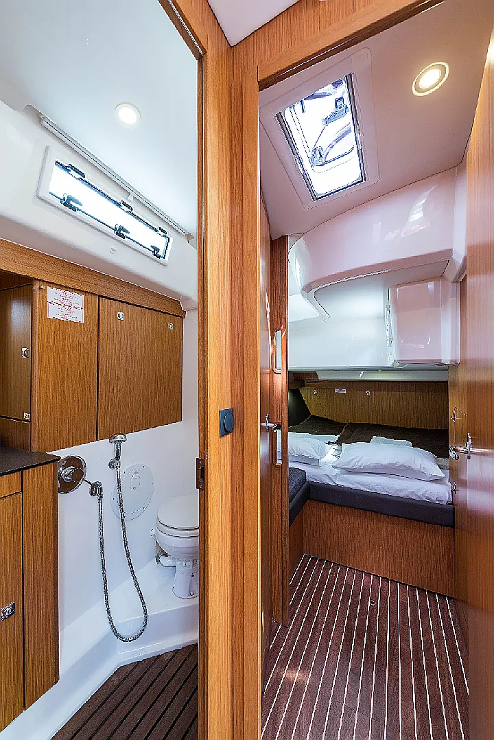 Bavaria Cruiser 56 - 
