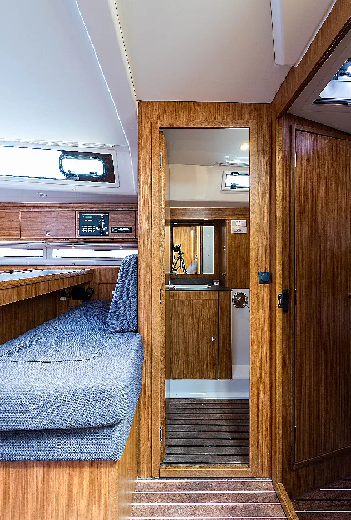 Bavaria Cruiser 56 - 