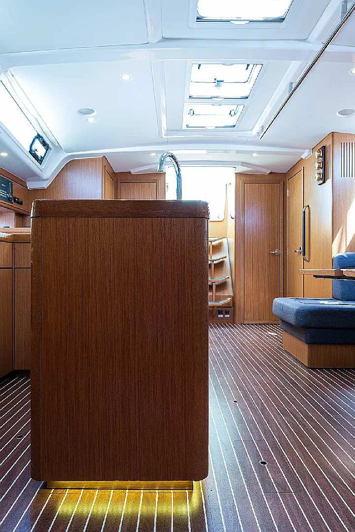 Bavaria Cruiser 56 - 