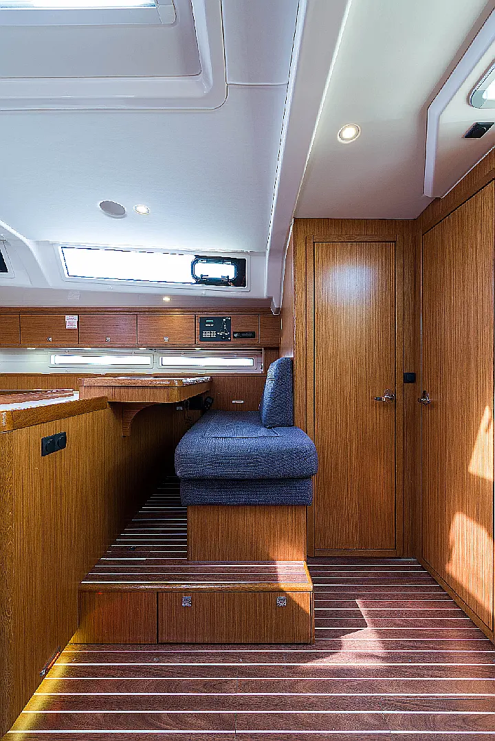 Bavaria Cruiser 56 - 