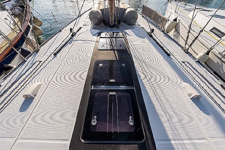 Bavaria Cruiser 56 - 