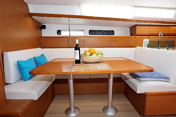 Sun Odyssey 449 - 