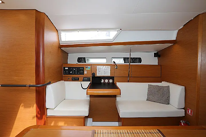 Sun Odyssey 449 - 