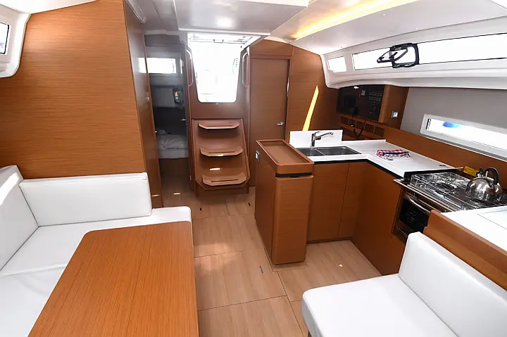 Sun Odyssey 410 - 