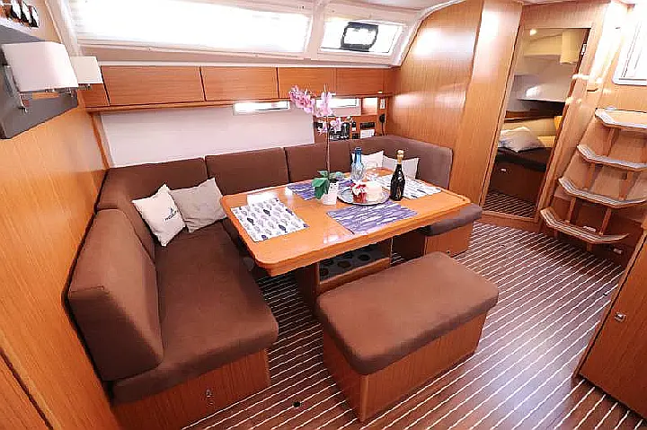 Bavaria Cruiser 46 - 
