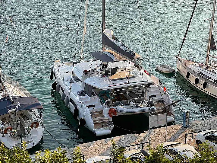 Lagoon 46  - 