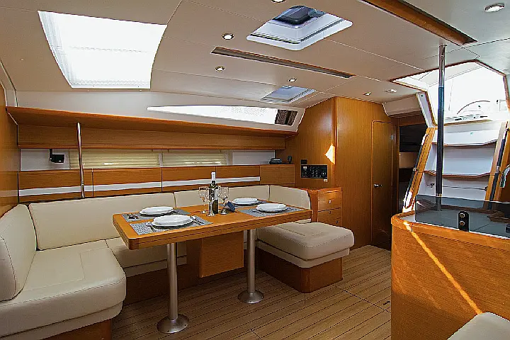 Jeanneau 53 - 