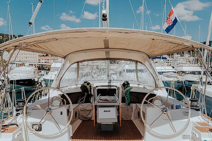 Beneteau Oceanis 48 - 