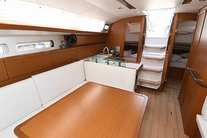 Sun Odyssey 419 - 