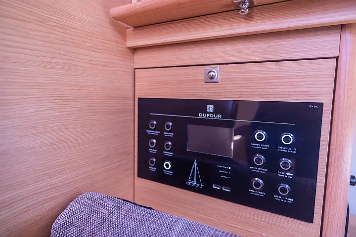Dufour 430 - 