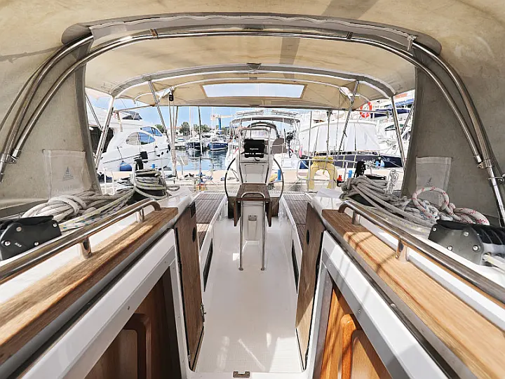Bavaria 36 Cruiser - 