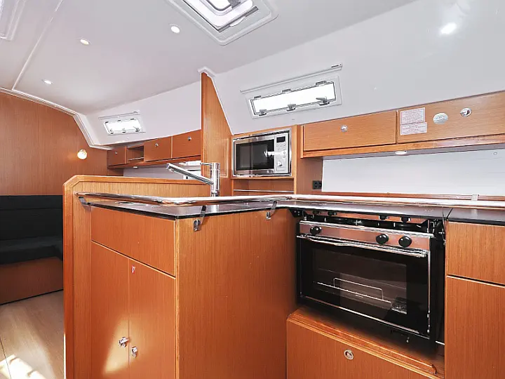 Bavaria 36 Cruiser - 