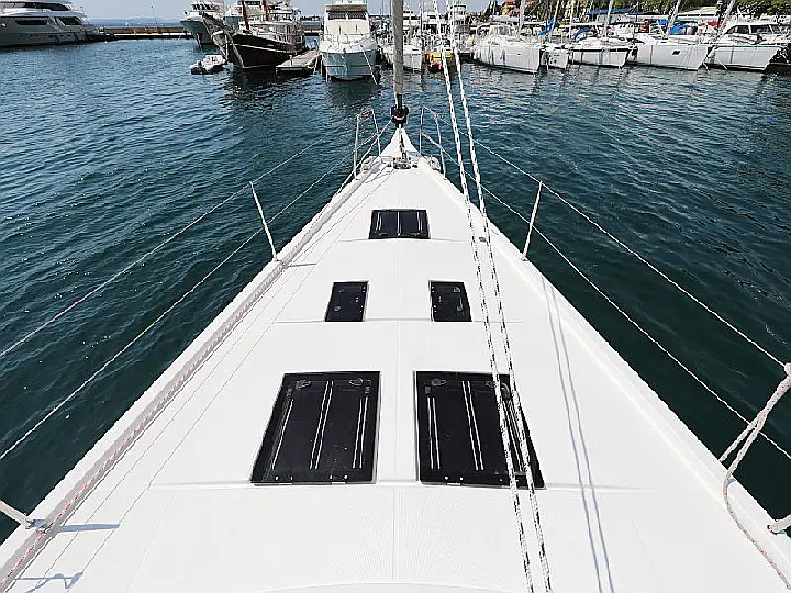 Dufour 560 - 