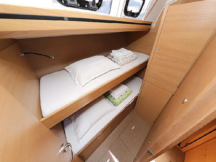 Dufour 560 - 