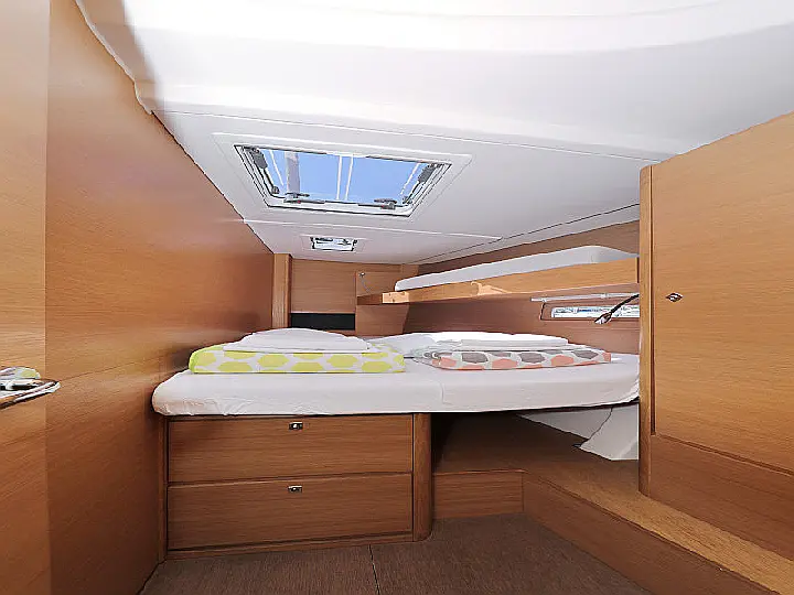 Dufour 560 - 