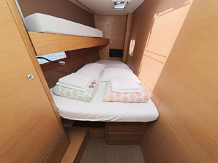 Dufour 560 - 