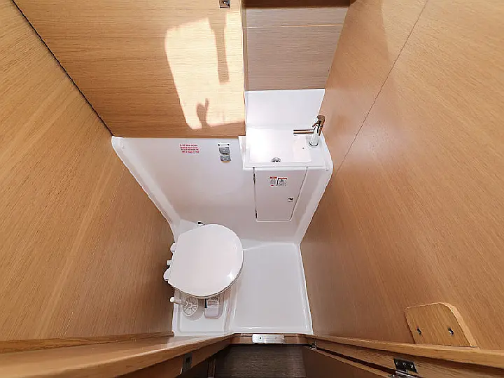 Dufour 560 - 