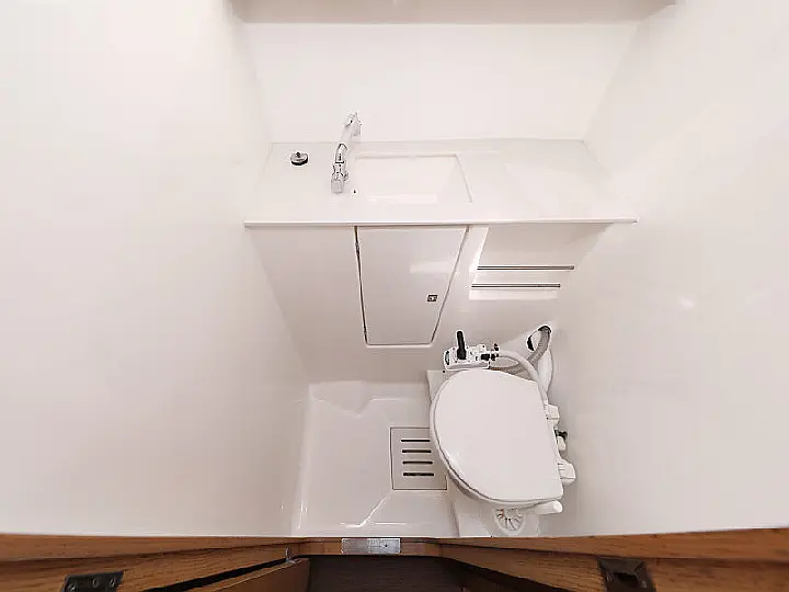 Dufour 560 - 