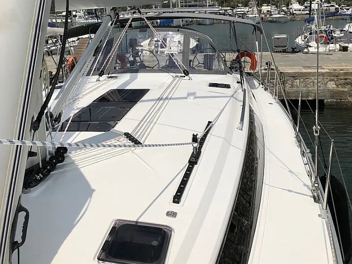 Bavaria Cruiser 51 - 