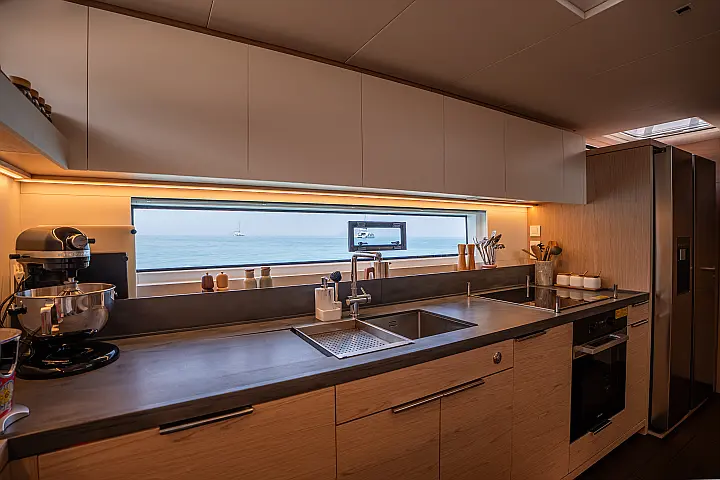 Lagoon Sixty 5 - Kitchen