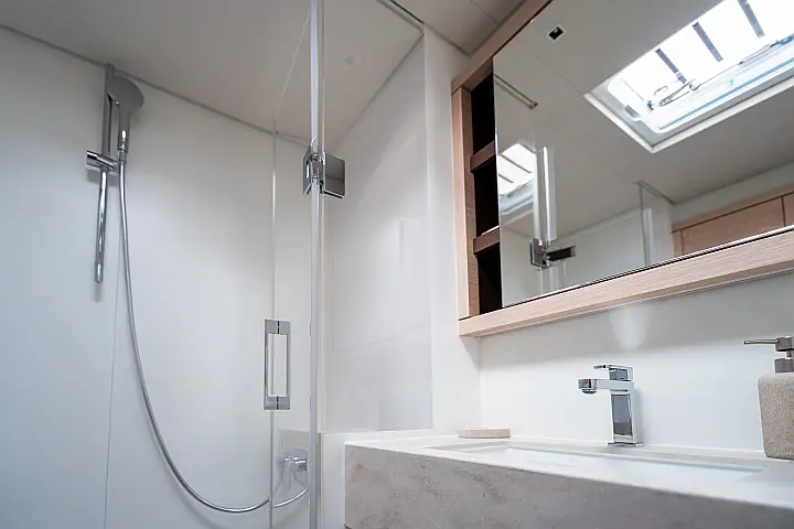Lagoon Sixty 5 - Cabin