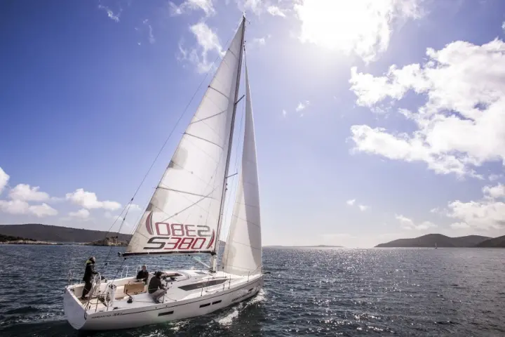 Salona 380 Performance - 