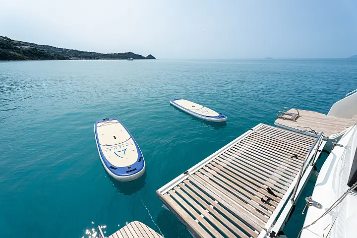 Lagoon 51 - Owner's Version - Platform