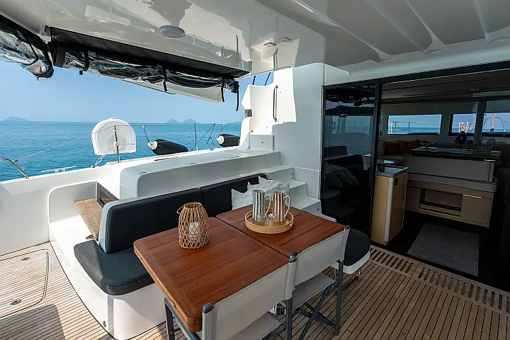 Lagoon 51 - Owner's Version - Cockpit