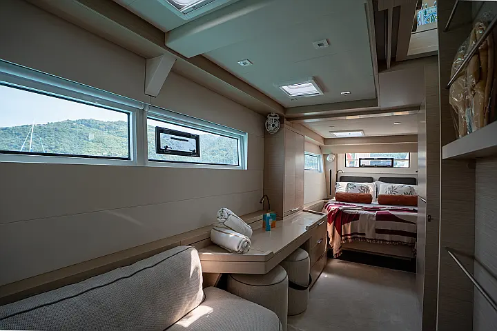 Lagoon 51 - Owner's Version - Master cabin