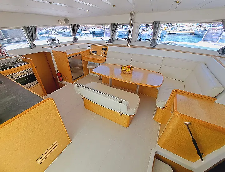 LAGOON 421 - 