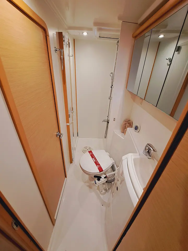 LAGOON 421 - 