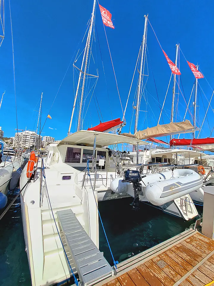 LAGOON 421 - 